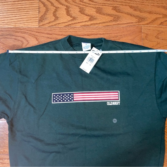Boy’s Old Navy Flag Green Sweatshirt - Size Medium - Picture 7 of 9